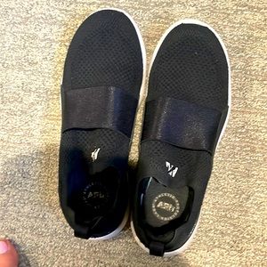 APL Women’s Techloom Bliss size 7.5 EUC